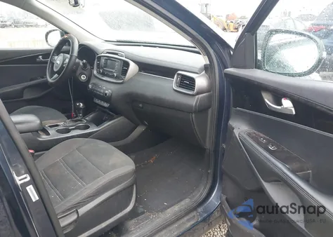 2016 Kia Sorento 3.3L Lx from USA, damaged, VIN 5XYPGDA57GG009620